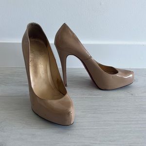 Patent Leather Nude Christian Louboutin Platforms 41